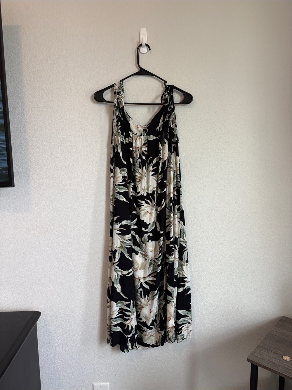 Tropical Group Hawaiian Rayon Midi Dress in Black with Cream & Sage Floral Print